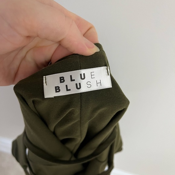 Blue Blush Green Dress - Picture 3 of 4